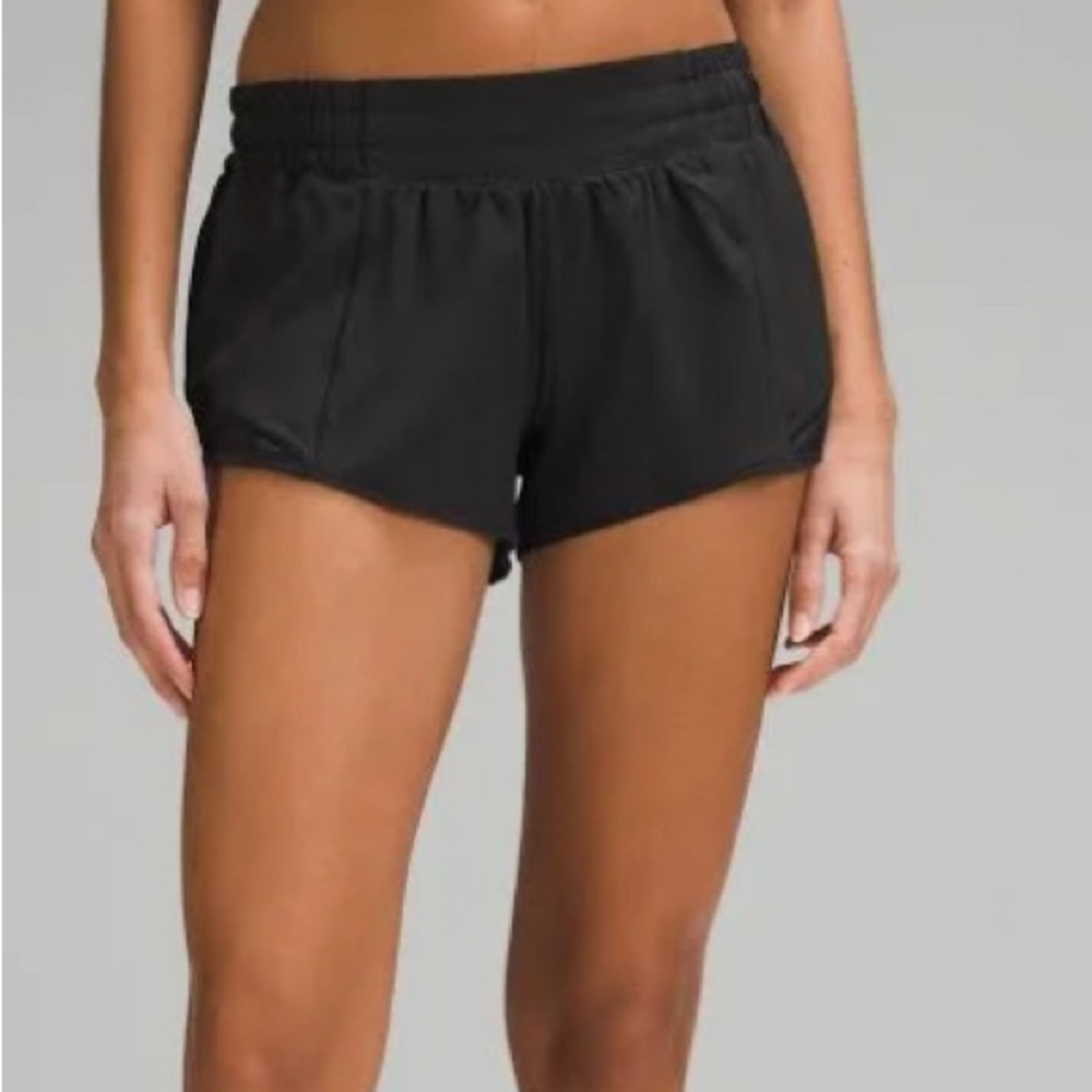 Lululemon Hotty Hot shorts